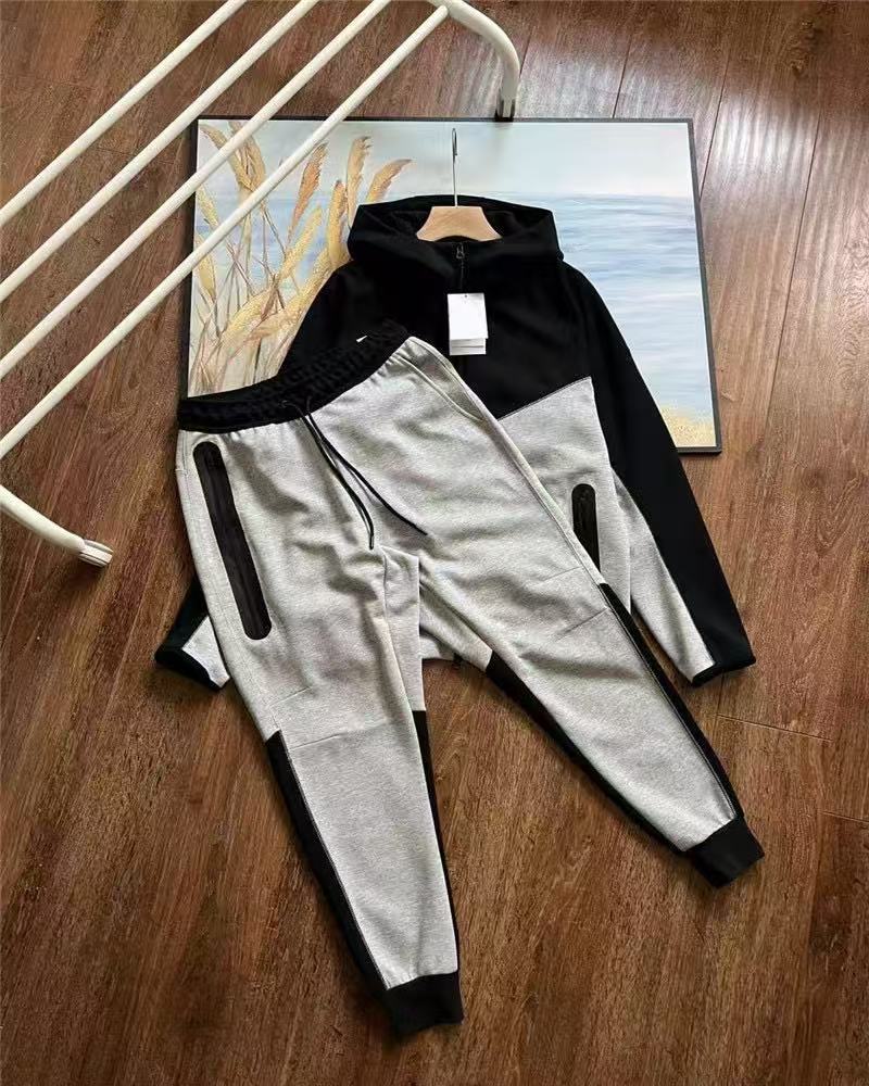 Men's Spliced Hooded Jacket and Sweatpants